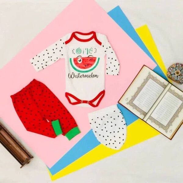 سه تیکه هندونه شلوار قرمز